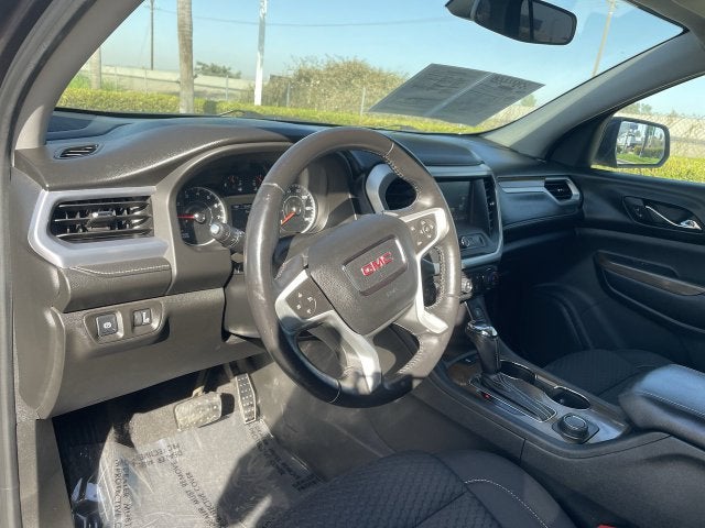 2017 GMC Acadia SLE-2
