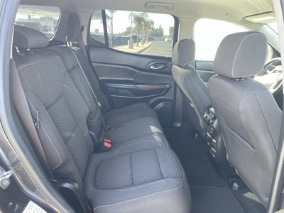 2017 GMC Acadia SLE-2