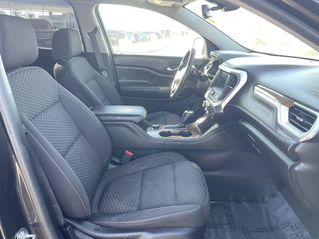 2017 GMC Acadia SLE-2