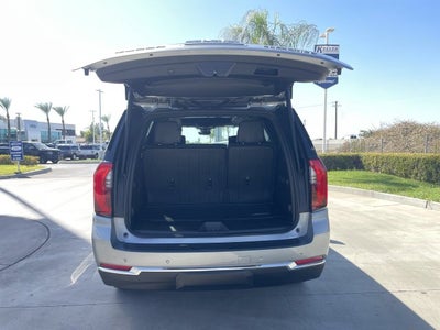 2025 GMC Yukon Elevation