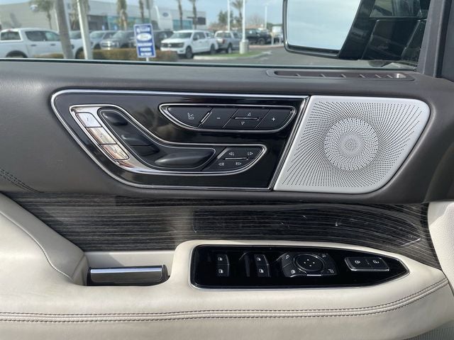 2021 Lincoln Navigator Black Label