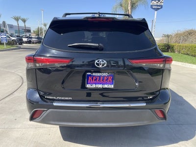 2022 Toyota Highlander LE
