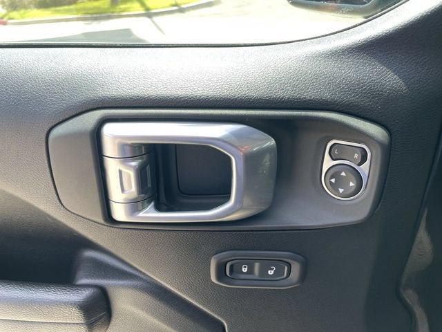 2023 Jeep Wrangler 2-Door Willys 4x4
