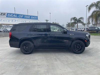 2023 GMC Yukon AT4