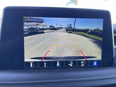 2022 GMC Yukon XL SLT