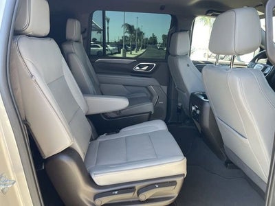 2022 GMC Yukon XL SLT