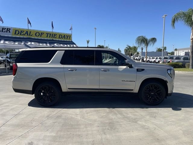 2022 GMC Yukon XL SLT