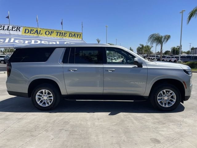 2025 Chevrolet Suburban LS