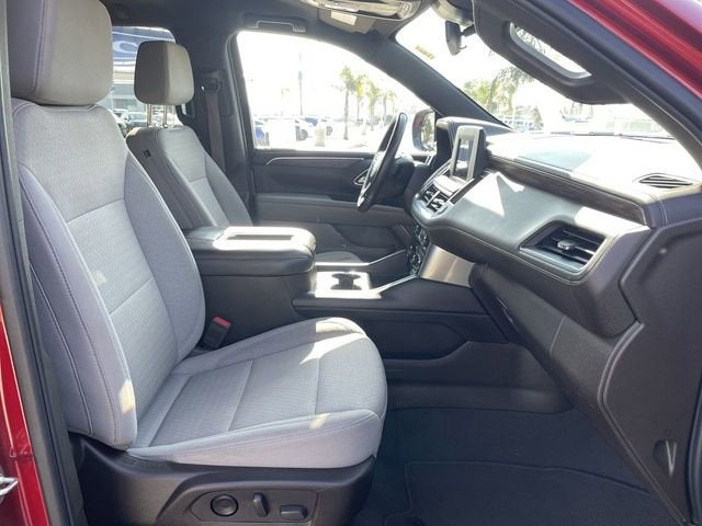 2023 Chevrolet Suburban LS