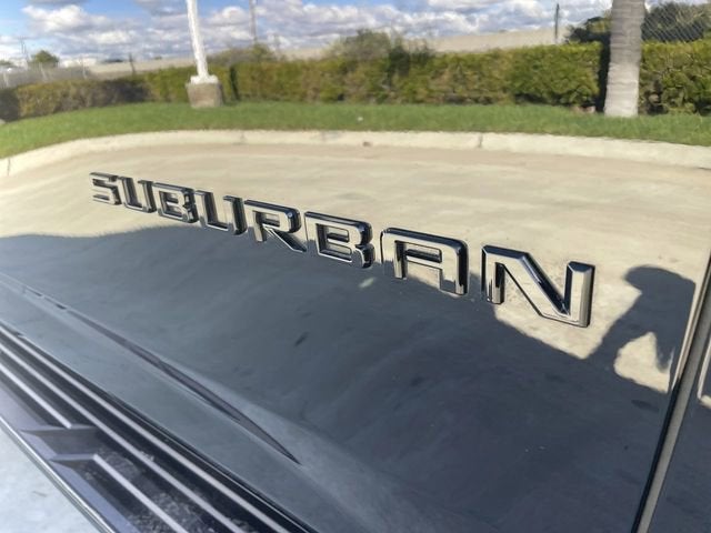 2024 Chevrolet Suburban RST