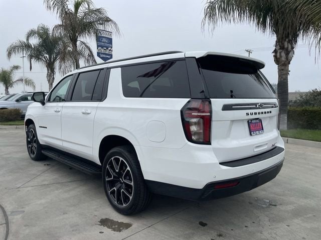 2023 Chevrolet Suburban RST