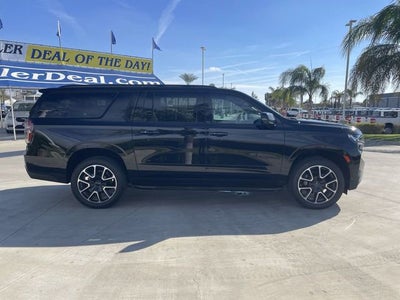 2021 Chevrolet Suburban RST
