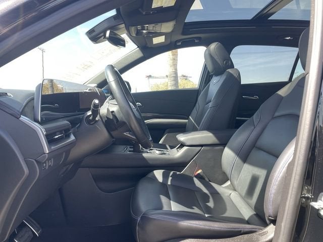 2024 Cadillac XT4 Sport - Photo 18