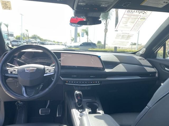 2024 Cadillac XT4 Sport - Photo 19