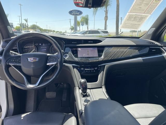 2024 Cadillac XT6 Premium Luxury