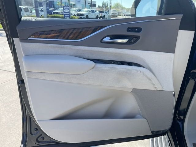 2021 Cadillac Escalade ESV Sport Platinum