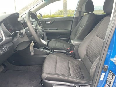2022 Kia Rio 5-Door S