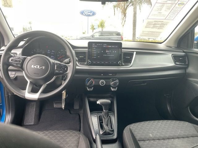 2022 Kia Rio 5-Door S