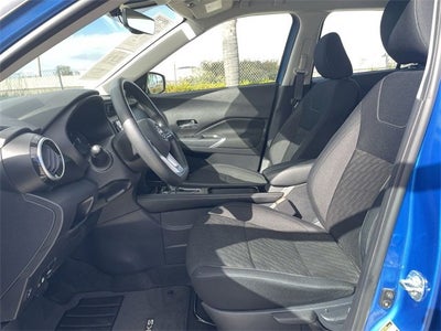 2024 Nissan Kicks SV Xtronic CVT