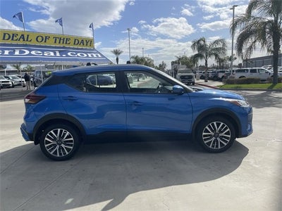 2024 Nissan Kicks SV Xtronic CVT