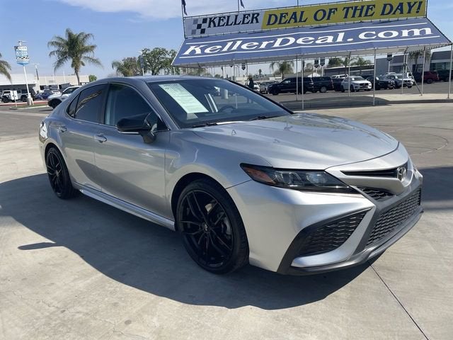 2022 Toyota Camry SE