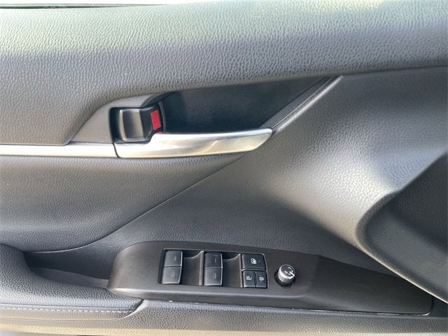 2022 Toyota Camry XSE AWD