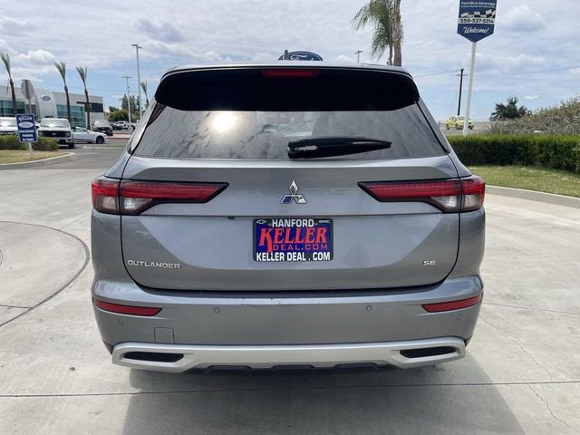 2024 Mitsubishi Outlander SE
