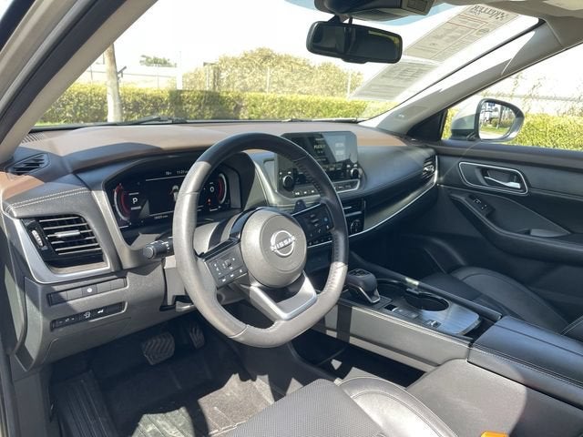 2023 Nissan Rogue Platinum FWD