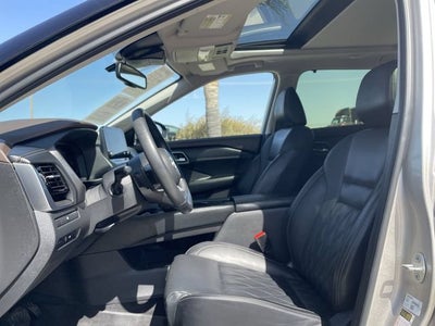 2023 Nissan Rogue Platinum FWD