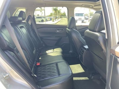 2023 Nissan Rogue Platinum FWD