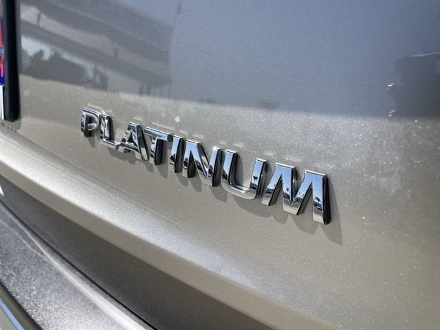2023 Nissan Rogue Platinum FWD