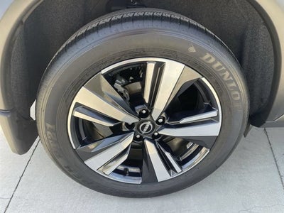 2023 Nissan Rogue Platinum FWD