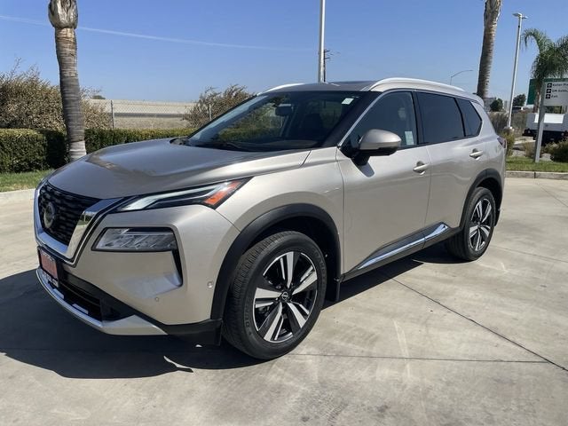 2023 Nissan Rogue Platinum FWD