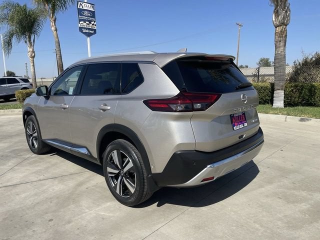 2023 Nissan Rogue Platinum FWD