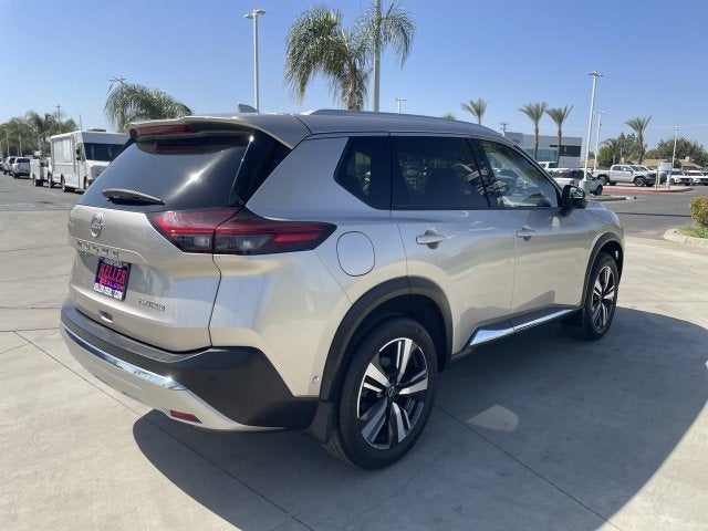 2023 Nissan Rogue Platinum FWD