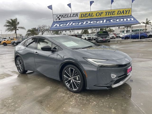 2023 Toyota Prius XLE