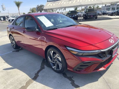 2025 Hyundai Elantra SEL Sport