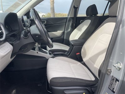 2023 Hyundai Venue SEL