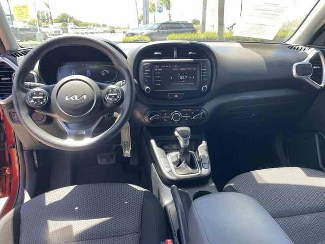 2024 Kia Soul LX