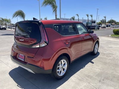 2024 Kia Soul LX