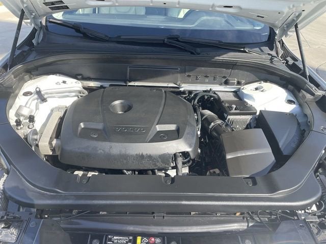 2019 Volvo XC60 T5 Momentum