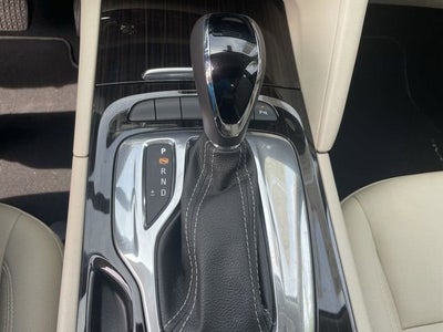 2019 Buick Regal TourX Essence