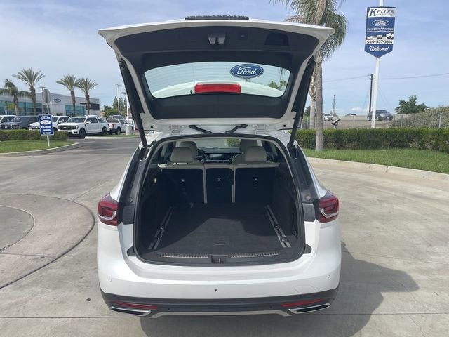 2019 Buick Regal TourX Essence