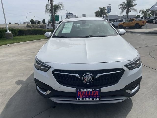 2019 Buick Regal TourX Essence